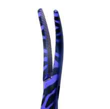 Load image into Gallery viewer, Purple Zebra Full Coated Mosquito Hemostat Forceps 5.5&quot; Curved
