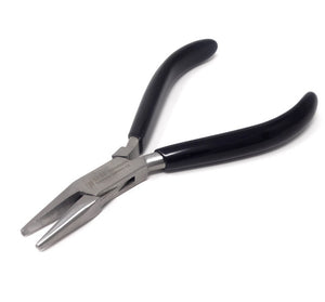Chain Nose Serrated Jaws Stainless Steel 5" Jewelry Pliers with Comfort Grip